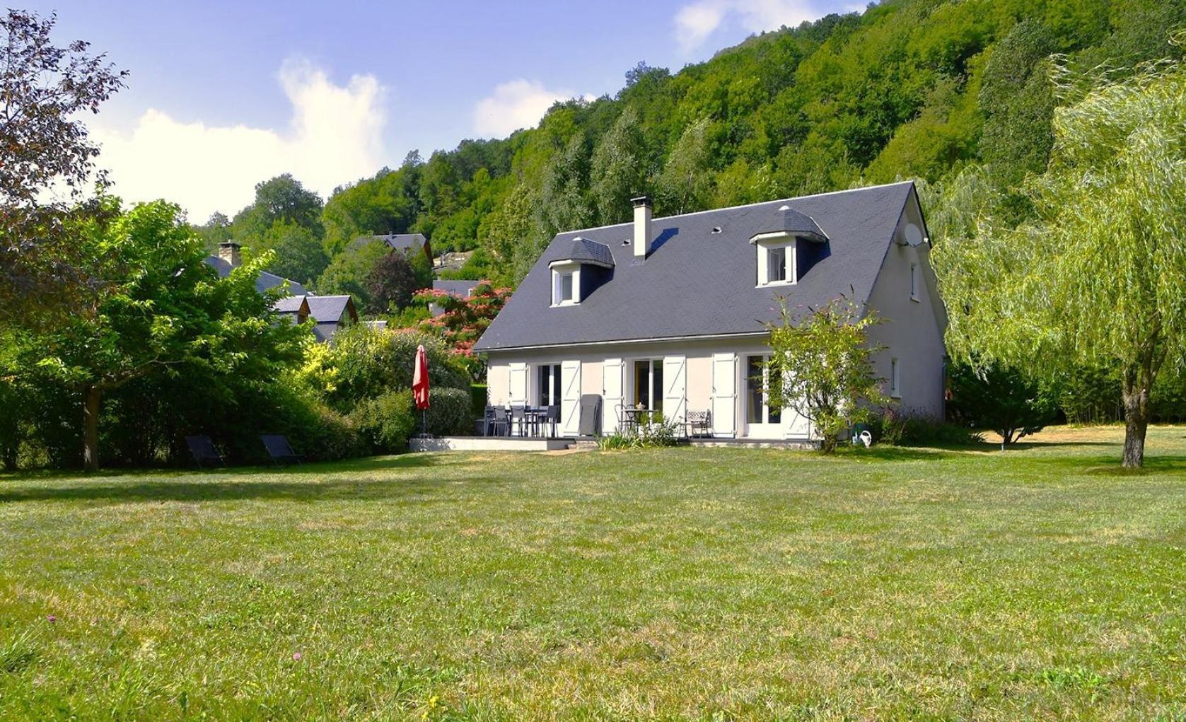 Maison Marguerite Borderes-Louron Bagian luar foto